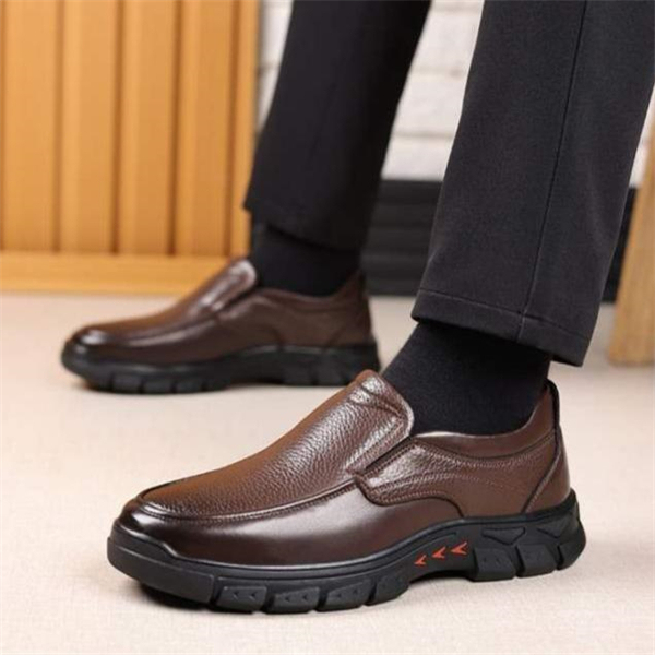 Genuine leather soft-soled non-slip new casual men's shoes for middle-aged and elderly men