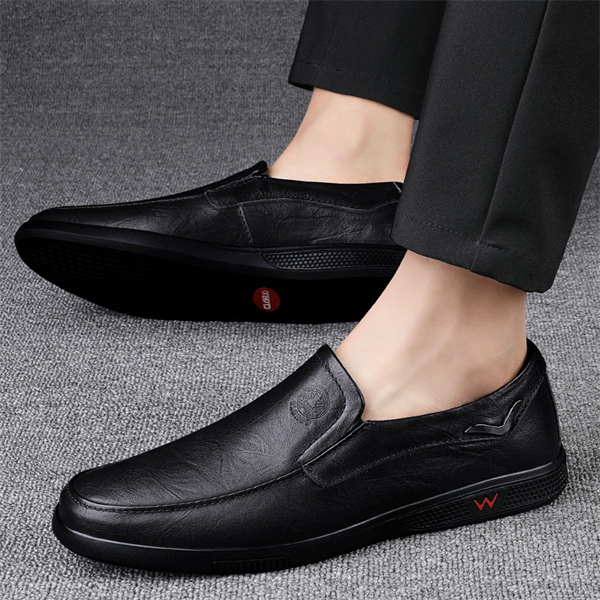Breathable leather soft sole men's casual shoes