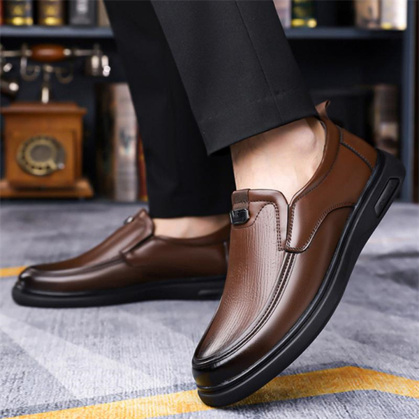 Genuine leather plus size soft leather round toe slip-on men's loafers