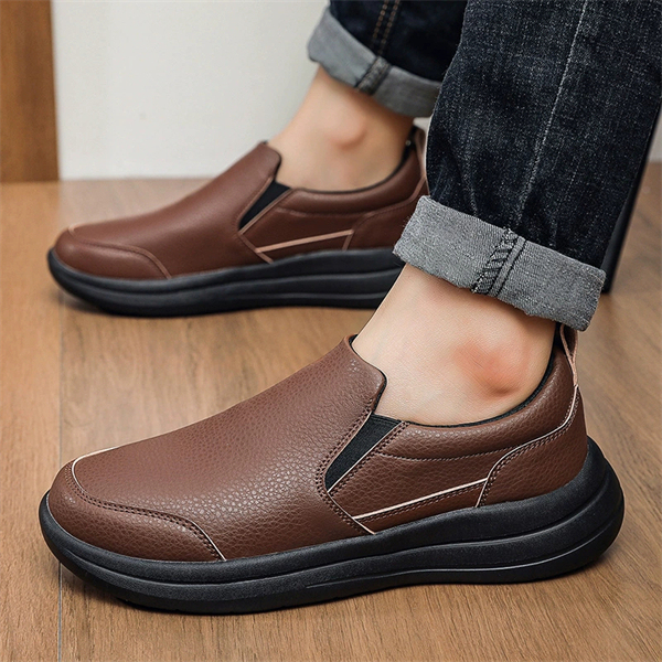 Genuine leather plus size non-slip waterproof slip-on casual shoes for men