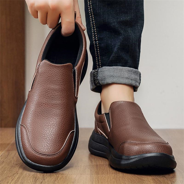 Genuine leather plus size non-slip waterproof slip-on casual shoes for men