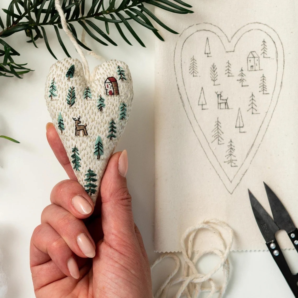 ❤DIY Heart Shaped Christmas Ornament Embroidery Kit