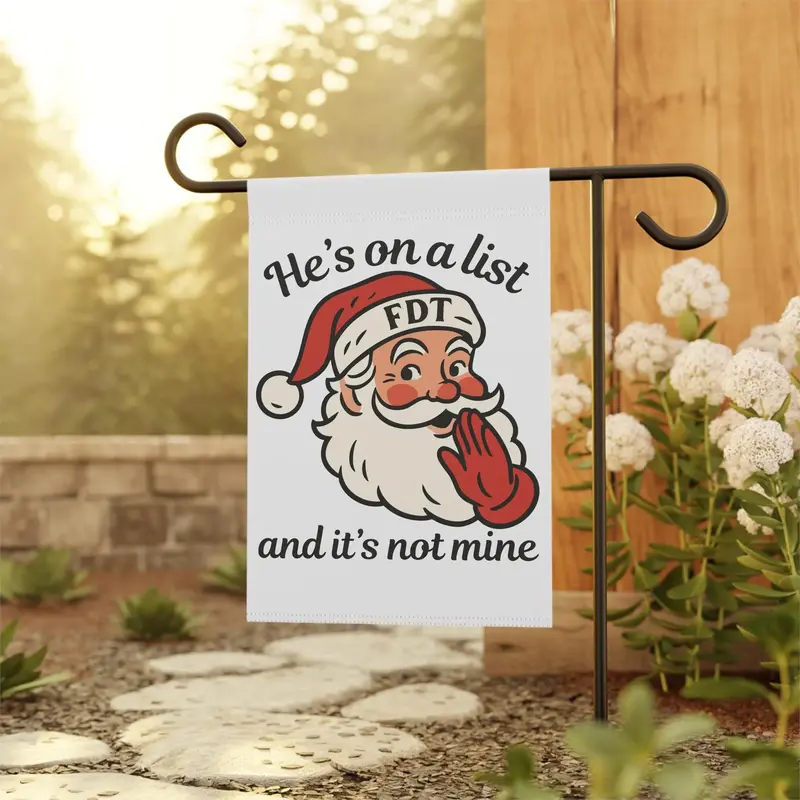 Anti Tp 👱‍♂️ Garden Flag:  FDT Winter Santa Claus Liberal Flag
