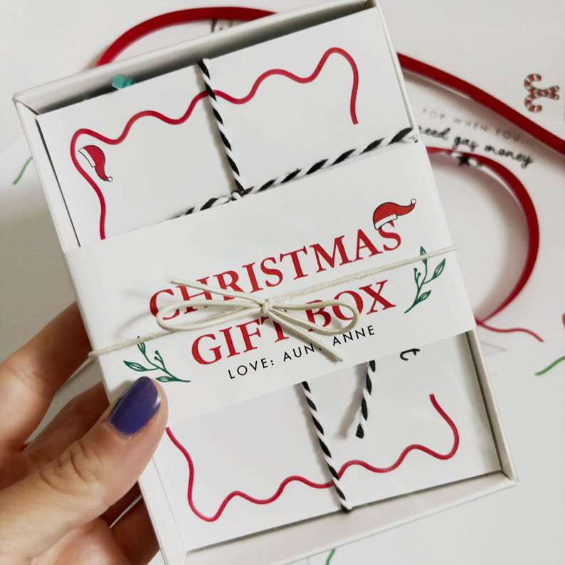 🎁CHRISTMAS GIFT CARD BOX FOR TEENS!🎅🏼📚THE BEST CHRISTMAS GIFT
