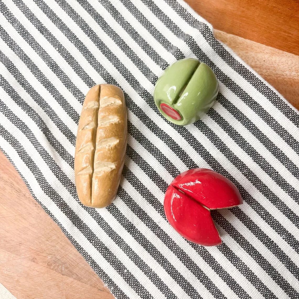 Olive Place Card Holder