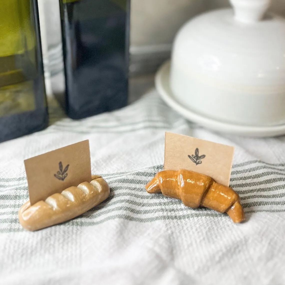 Olive Place Card Holder