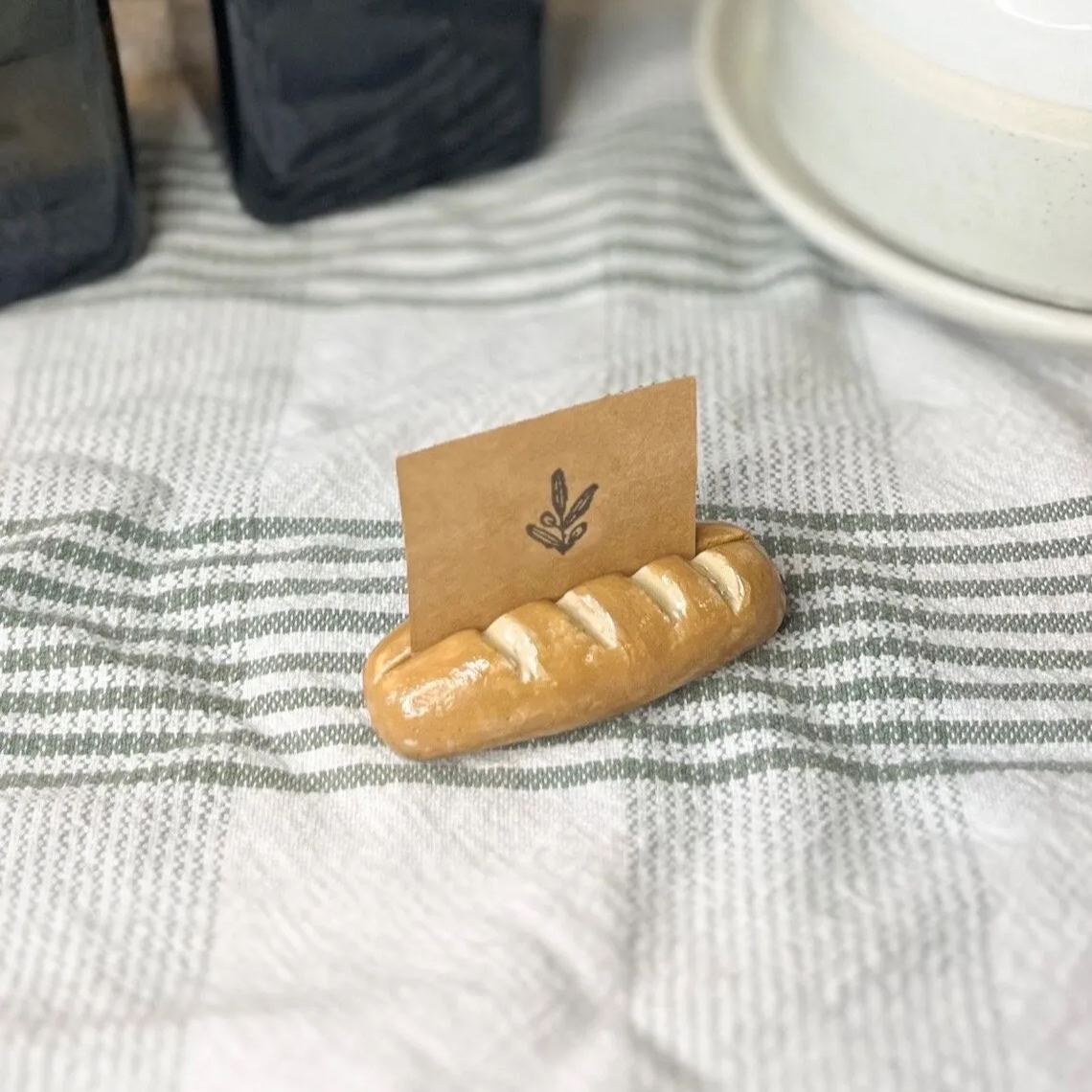Olive Place Card Holder