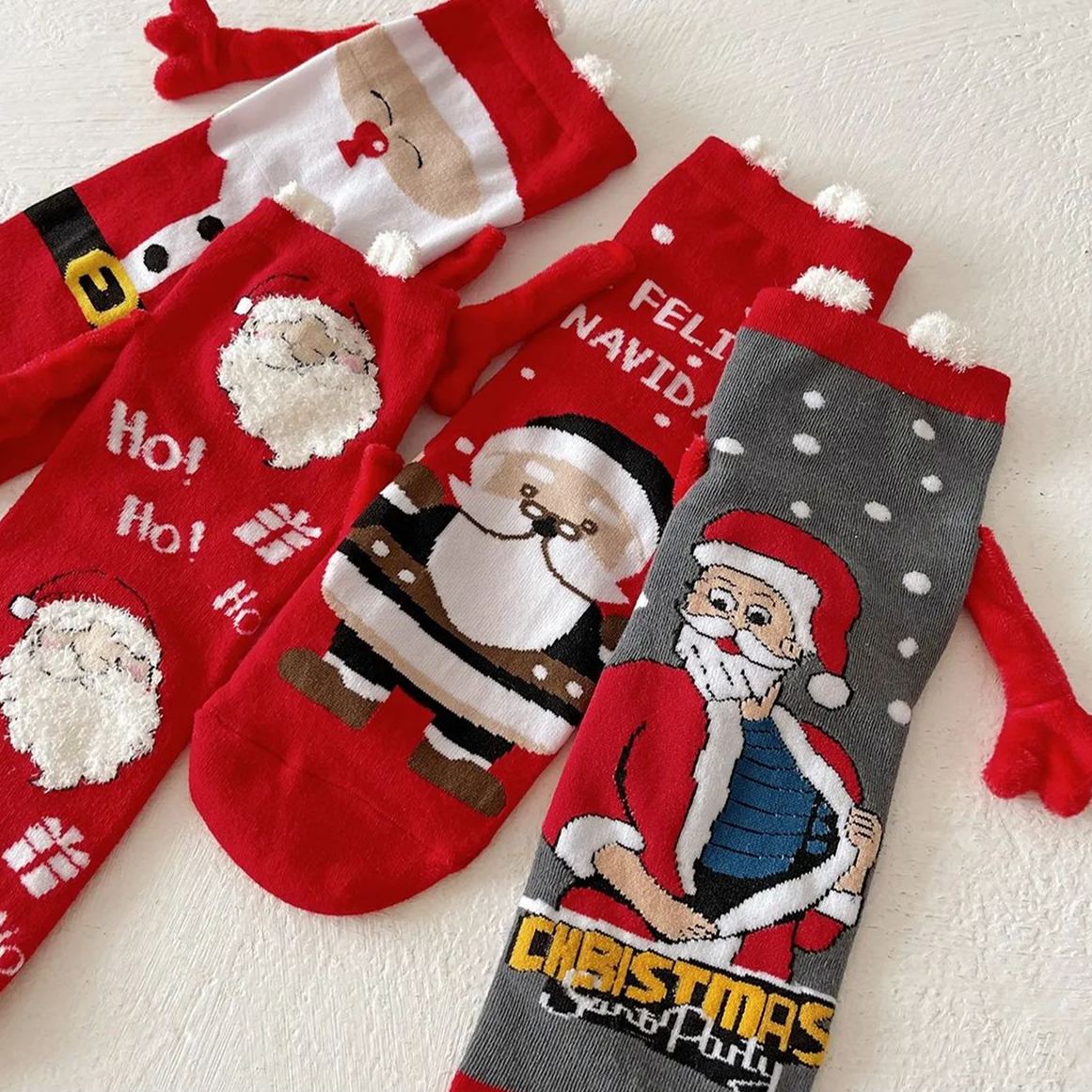 Cute Hand-holding Christmas Magnetic Socks
