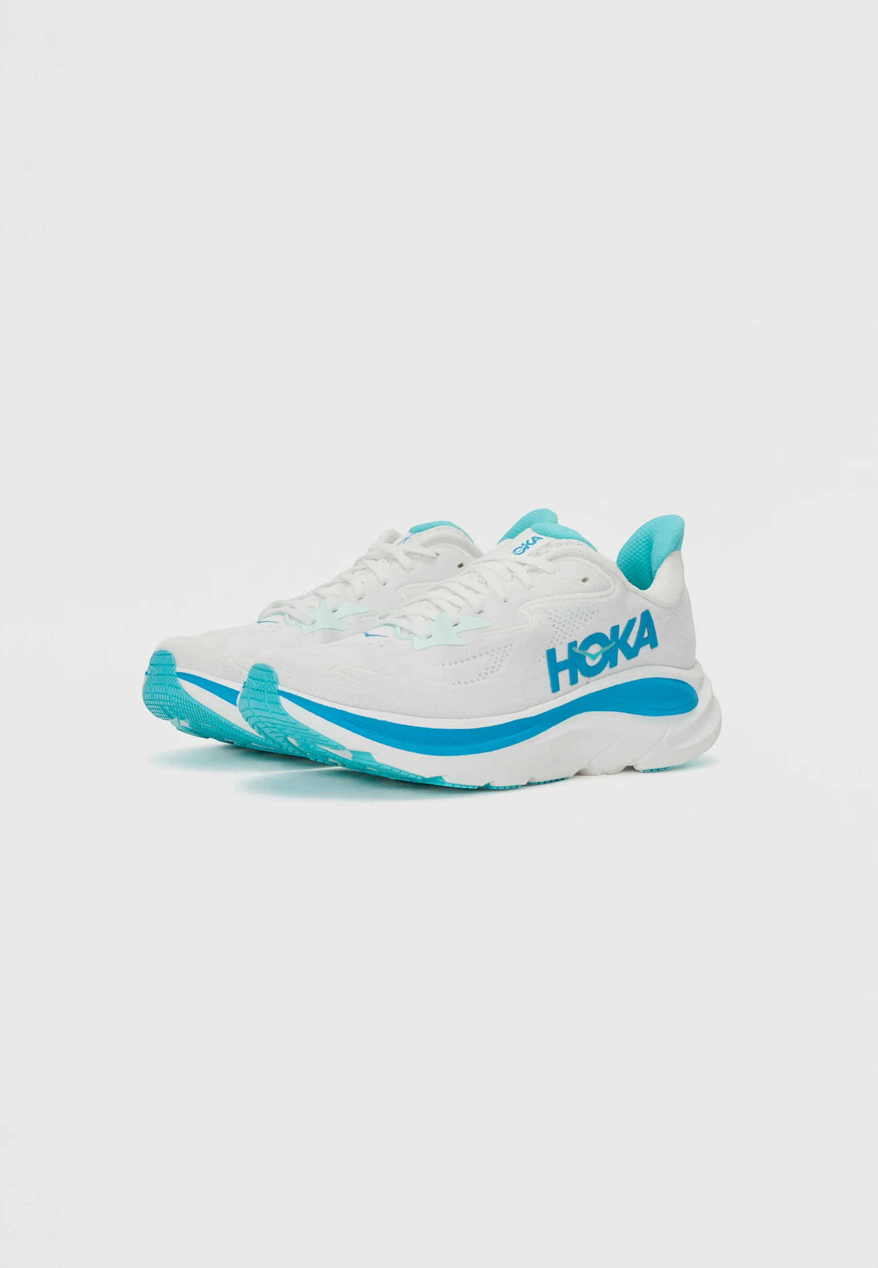 Hoka One One Clifton 10