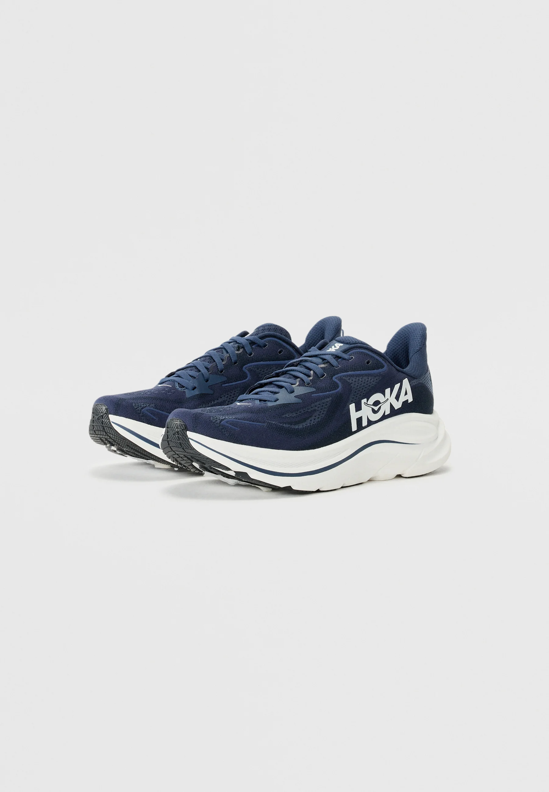 Hoka One One Clifton 10
