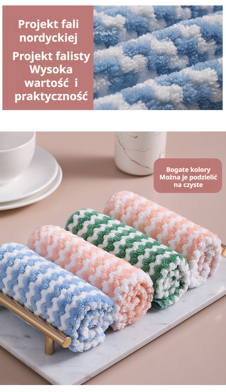 Praktyczne ściereczki kuchenne Lazy Kitchen w ręku