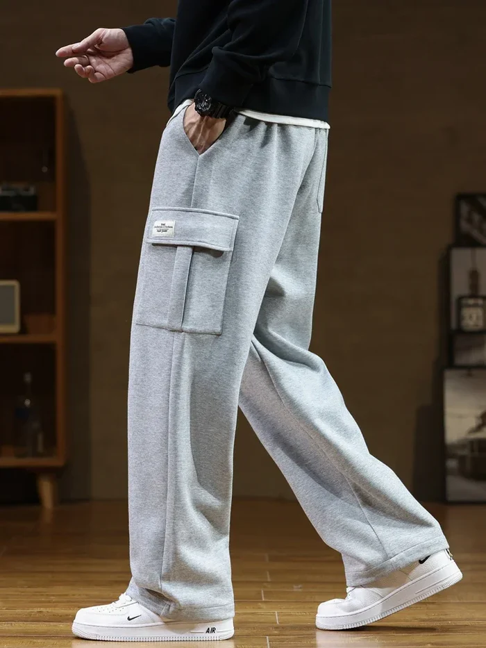 Men's cargo sweatpants