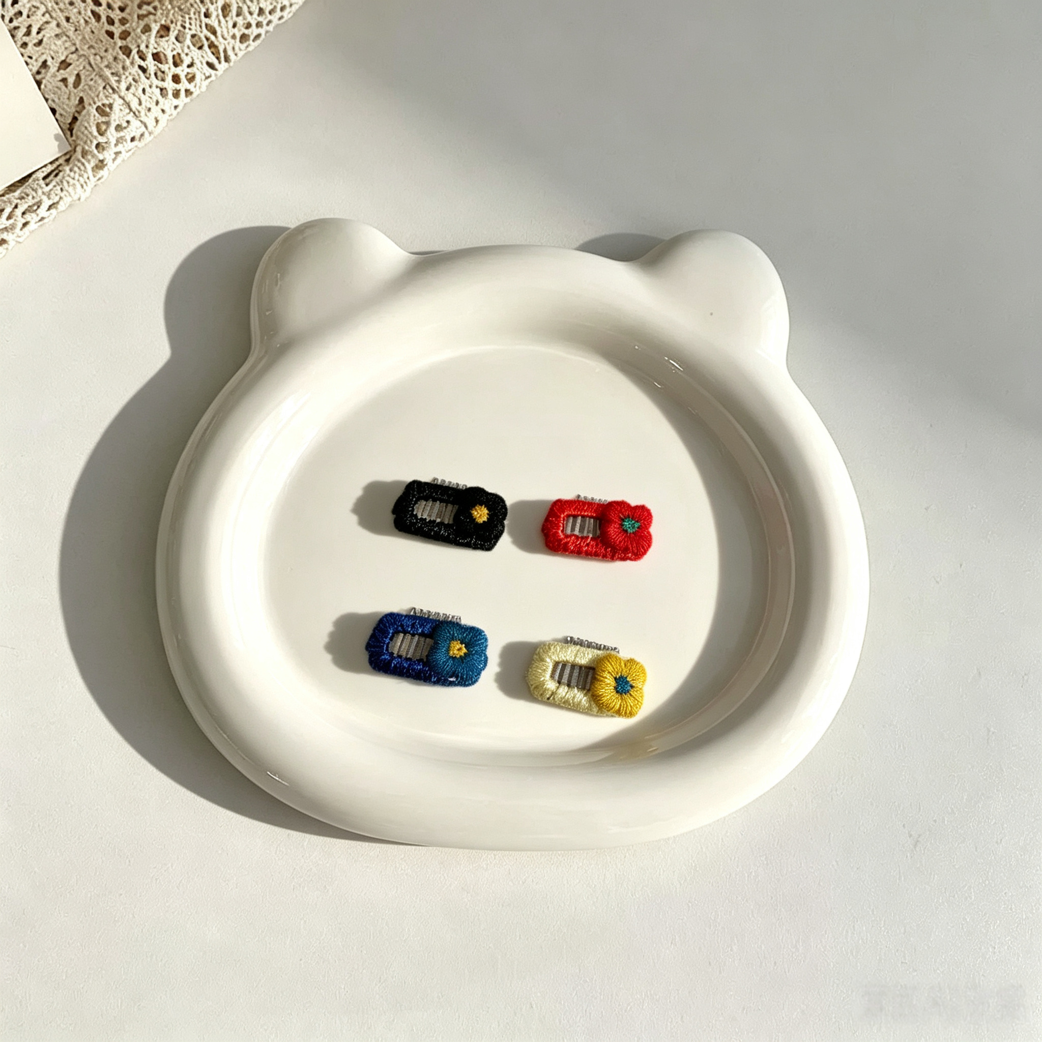 Handmade Embroidery Daisy Flower Pet Hair Clips