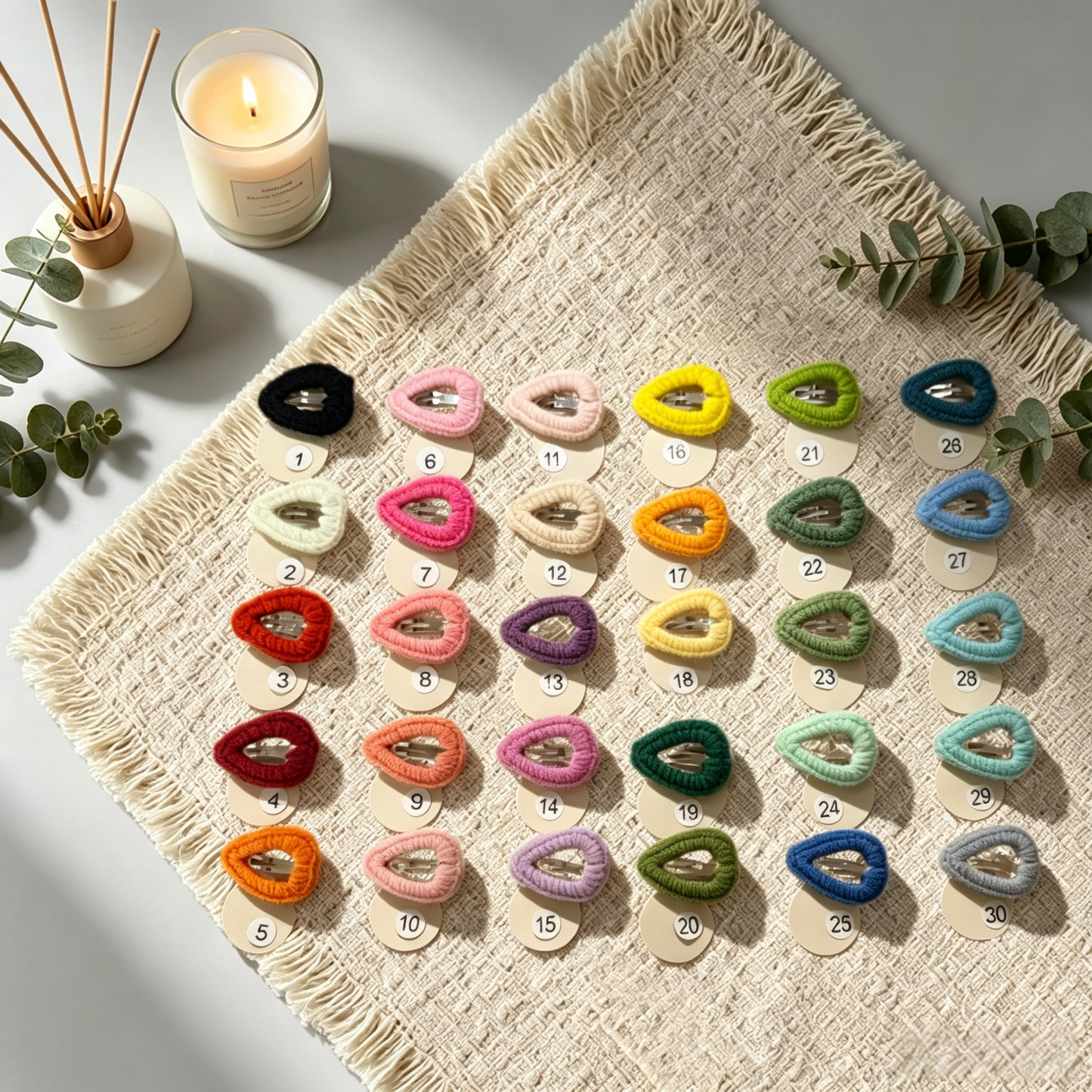 4pcs Hand Crochet Knit Yarn Mini Pet Hair Clips