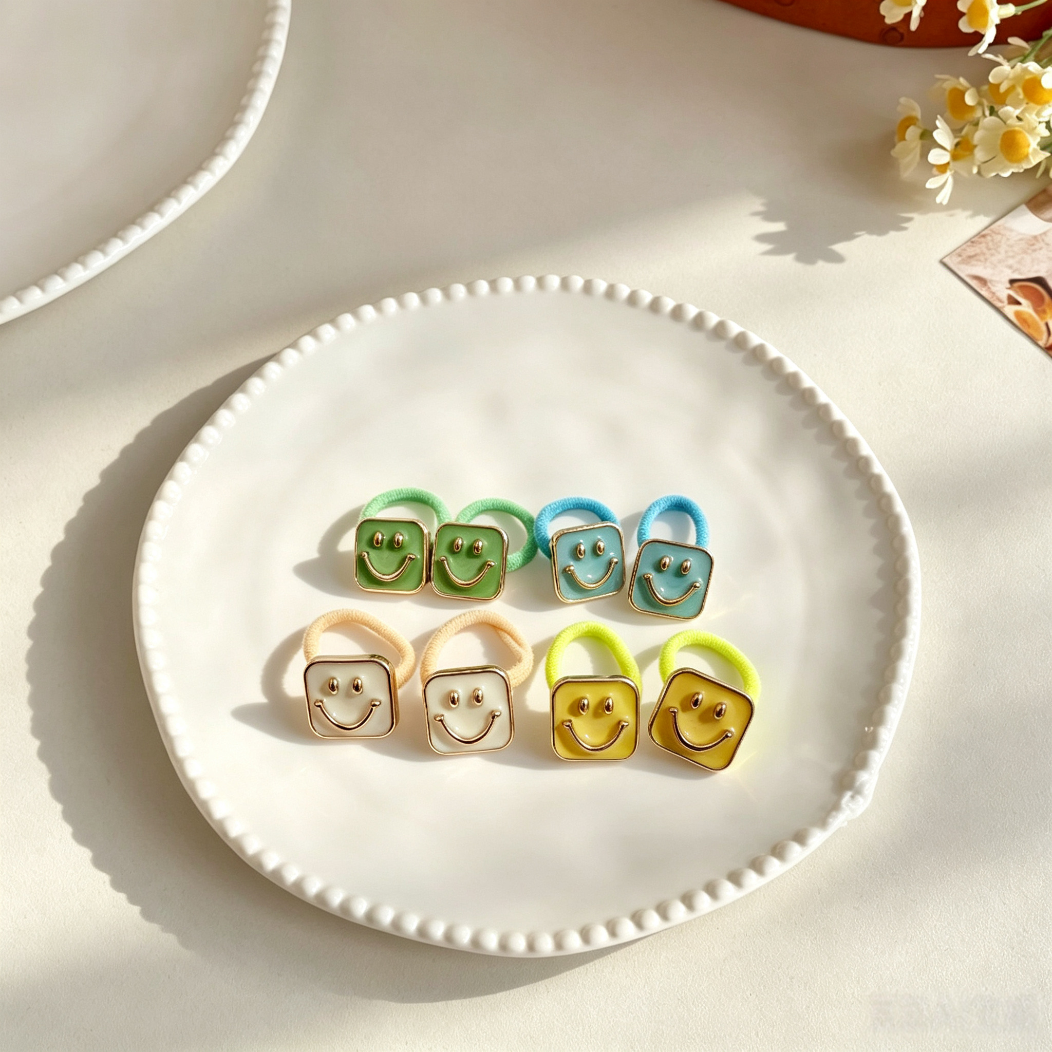 4pcs Smile Face Fabric Bow Elastic Pet Hair Bands