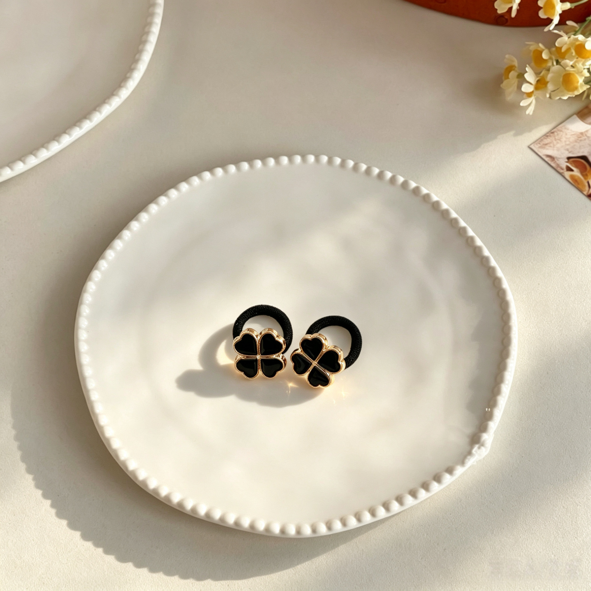 Classic Black Four Leaves Fabric Elastic Pet Hair Bands