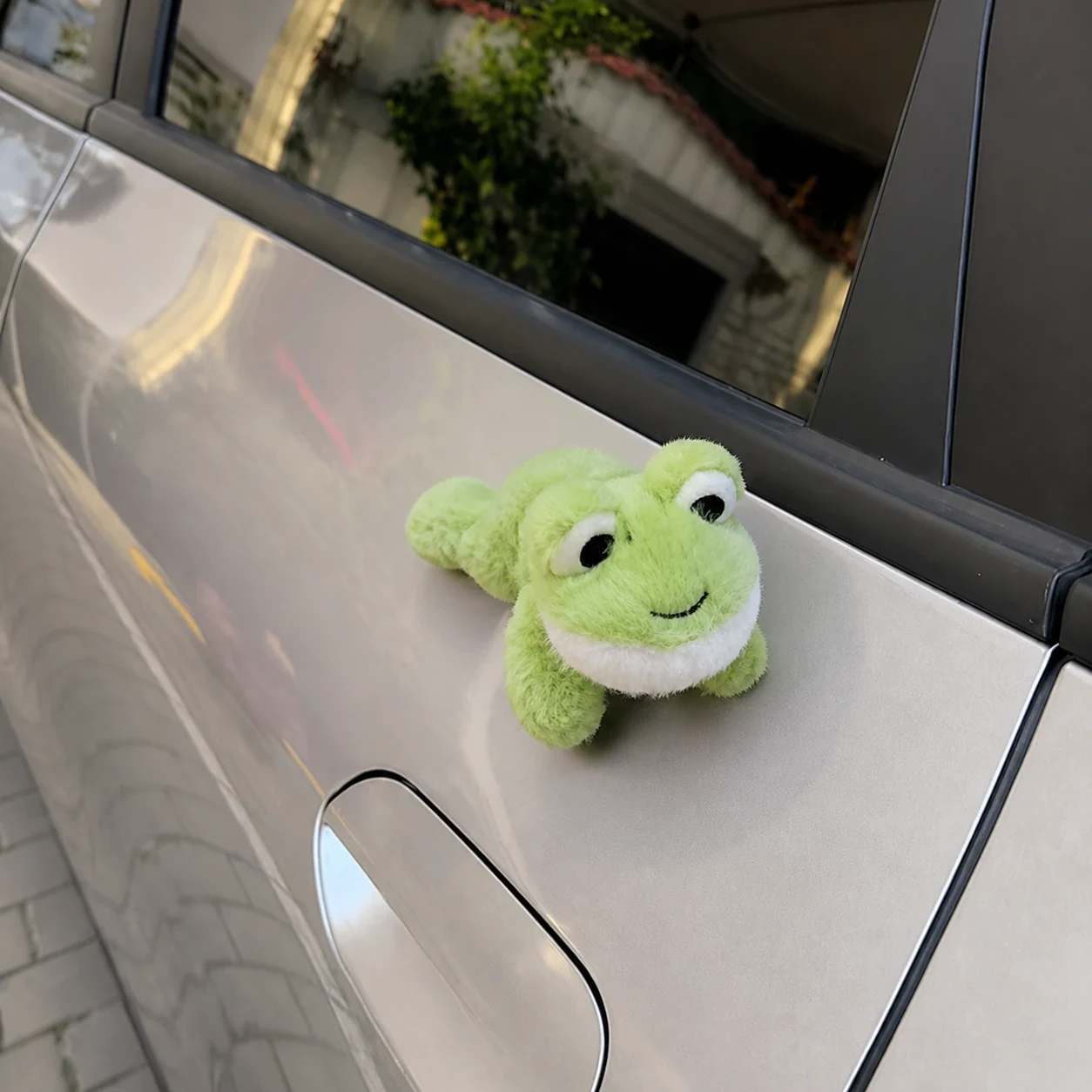 Magnetic Car Plush Frog
