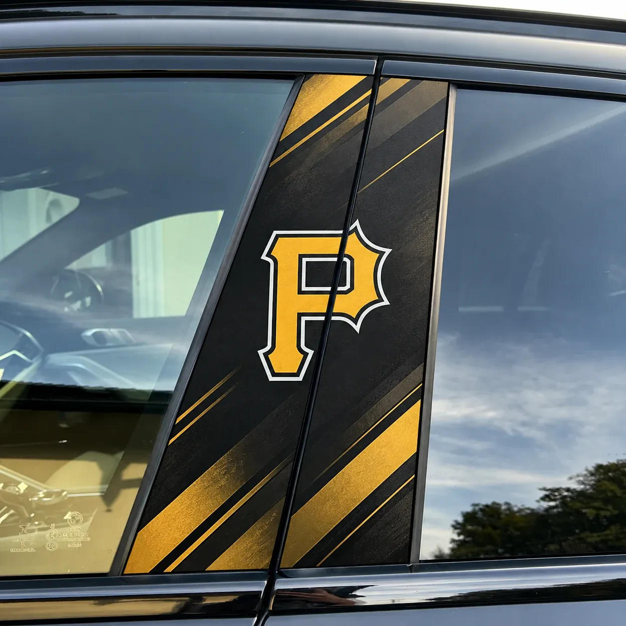 Pittsburgh Pirates Car Pillar Wrap - Universal Fit
