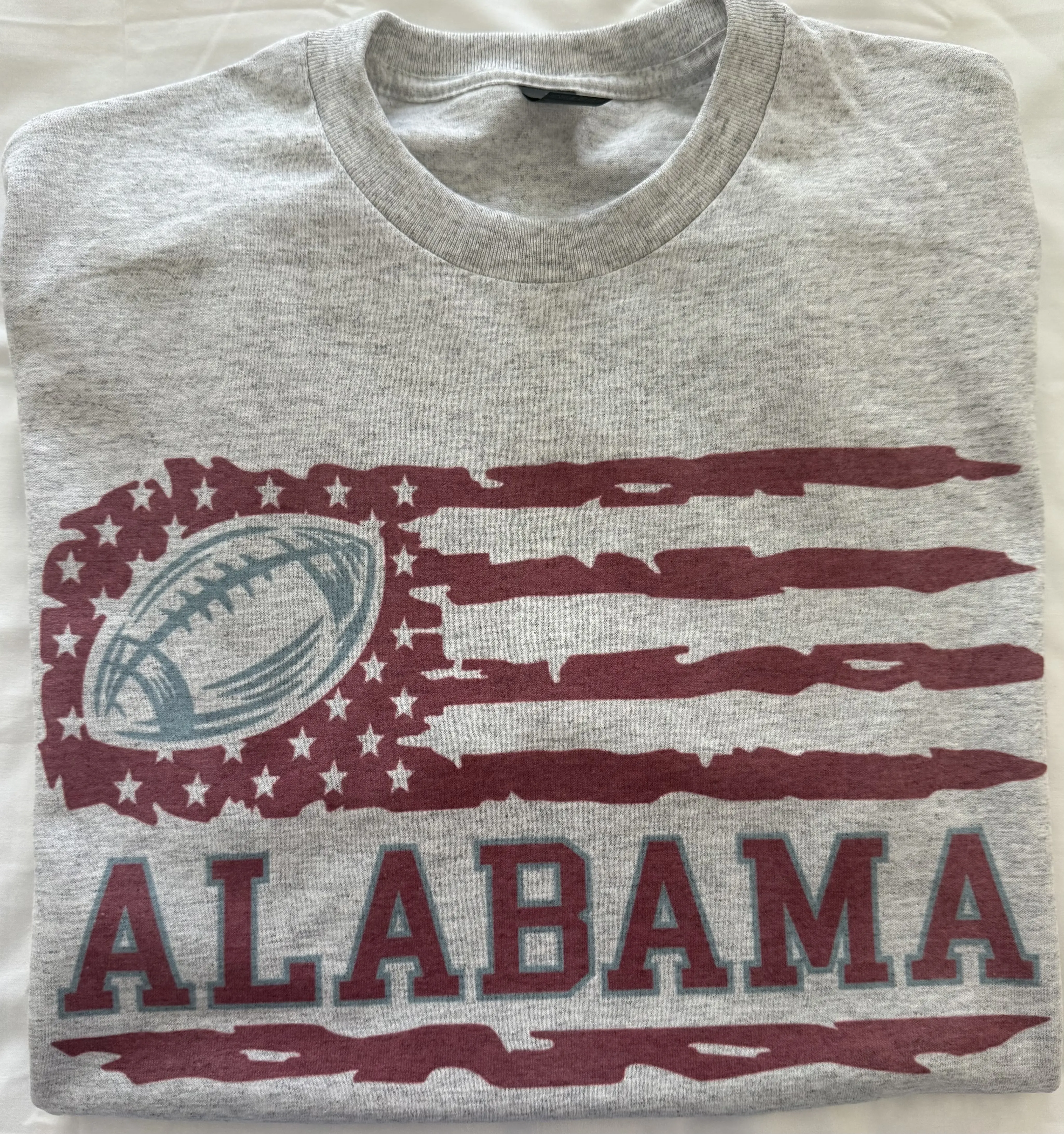Vintage Graphic Print Tee - Streetwear Statement T-Shirt with Bold Typography