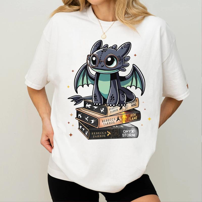 “Bookish Dragon” Toothless & Novels Cute Tee