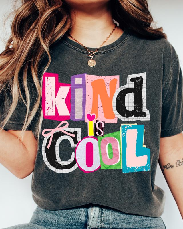 Y2K Preppy Collage Graphic Tees – Retro Coquette Trendy Apparel (Faith & Holiday Styles)