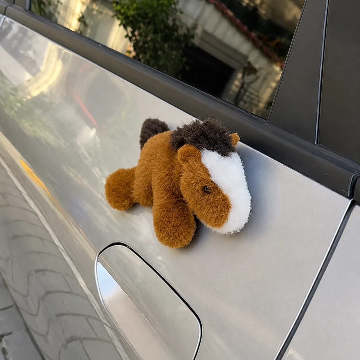 Magnetic Car Plush Puppy