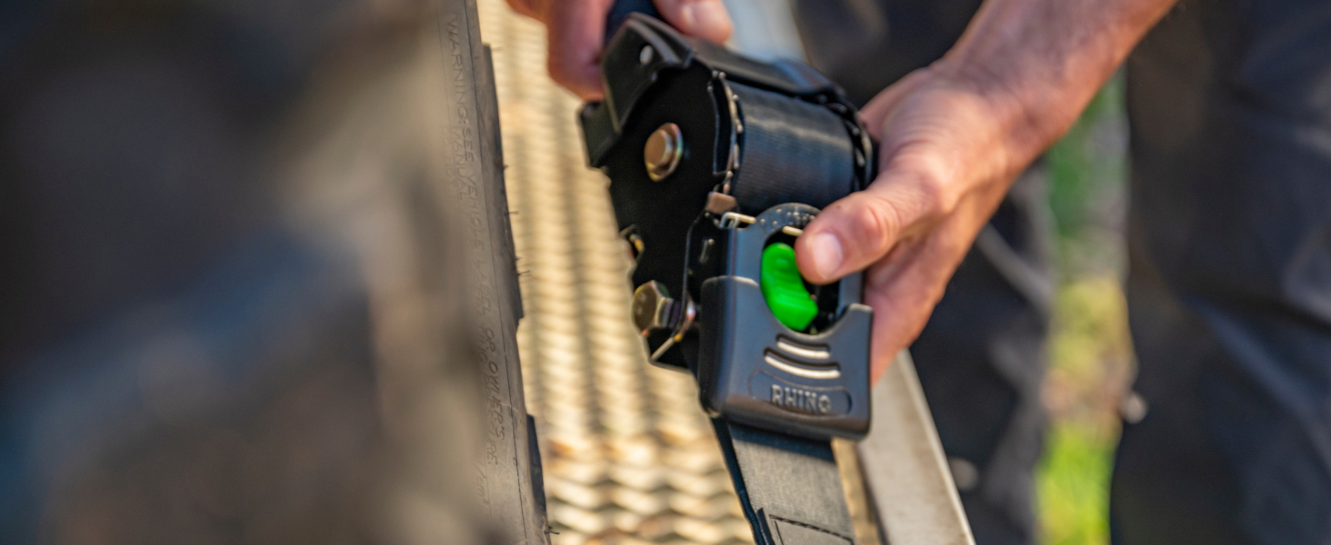 操作简便，配备便捷释放机制，为您节省时间和精力。