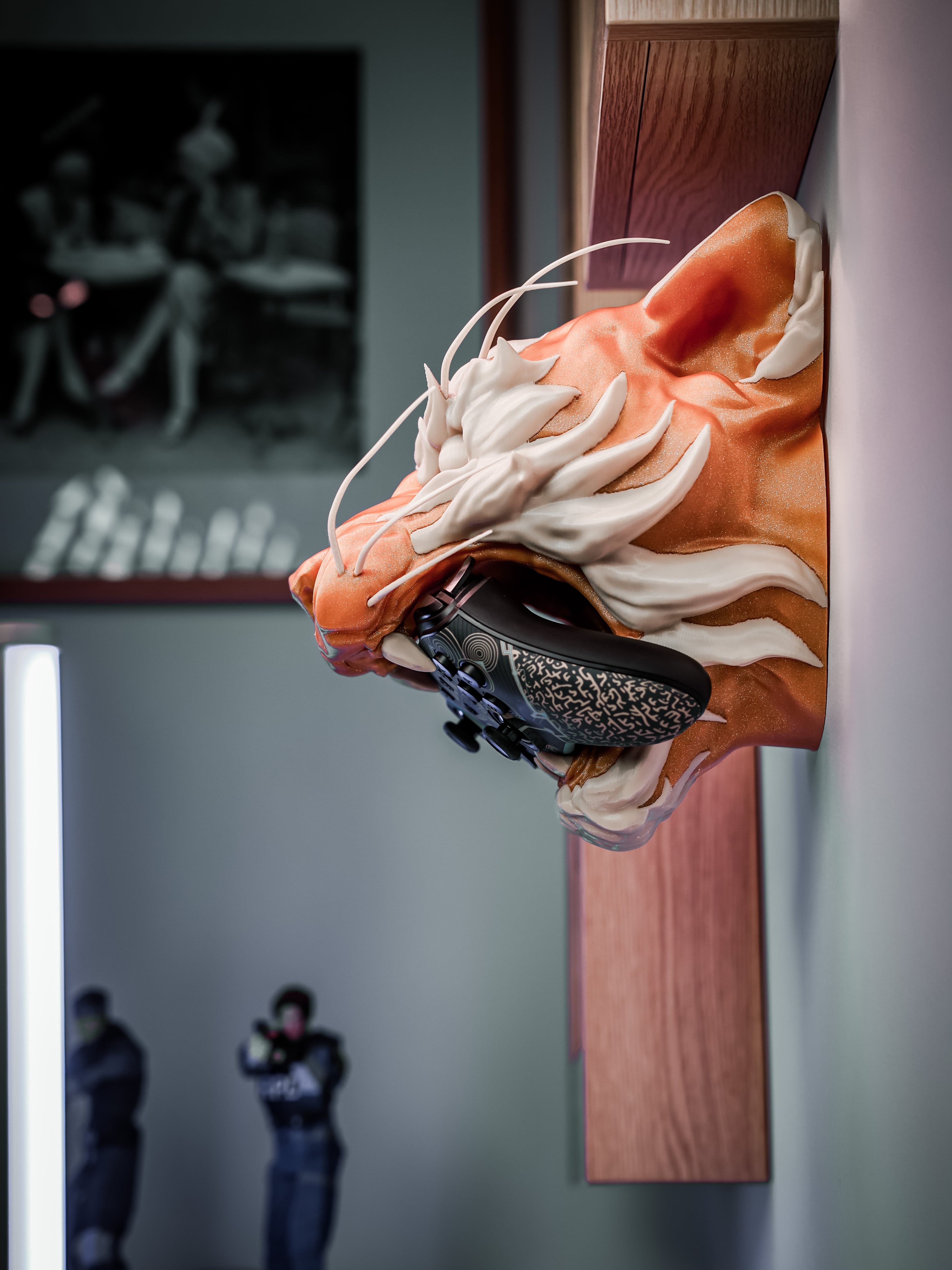 Tiger Controller Stand｜Fierce Gamepad Holder for PS5 / Xbox / Switch｜Wall & Desk Mount｜Stylish Animal Decor-Toycex