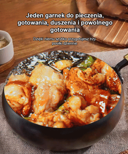 🍳Stara, ręcznie kuta, żeliwna patelnia, dzięki której pyszne dania stają się pyszne bez wysiłku.