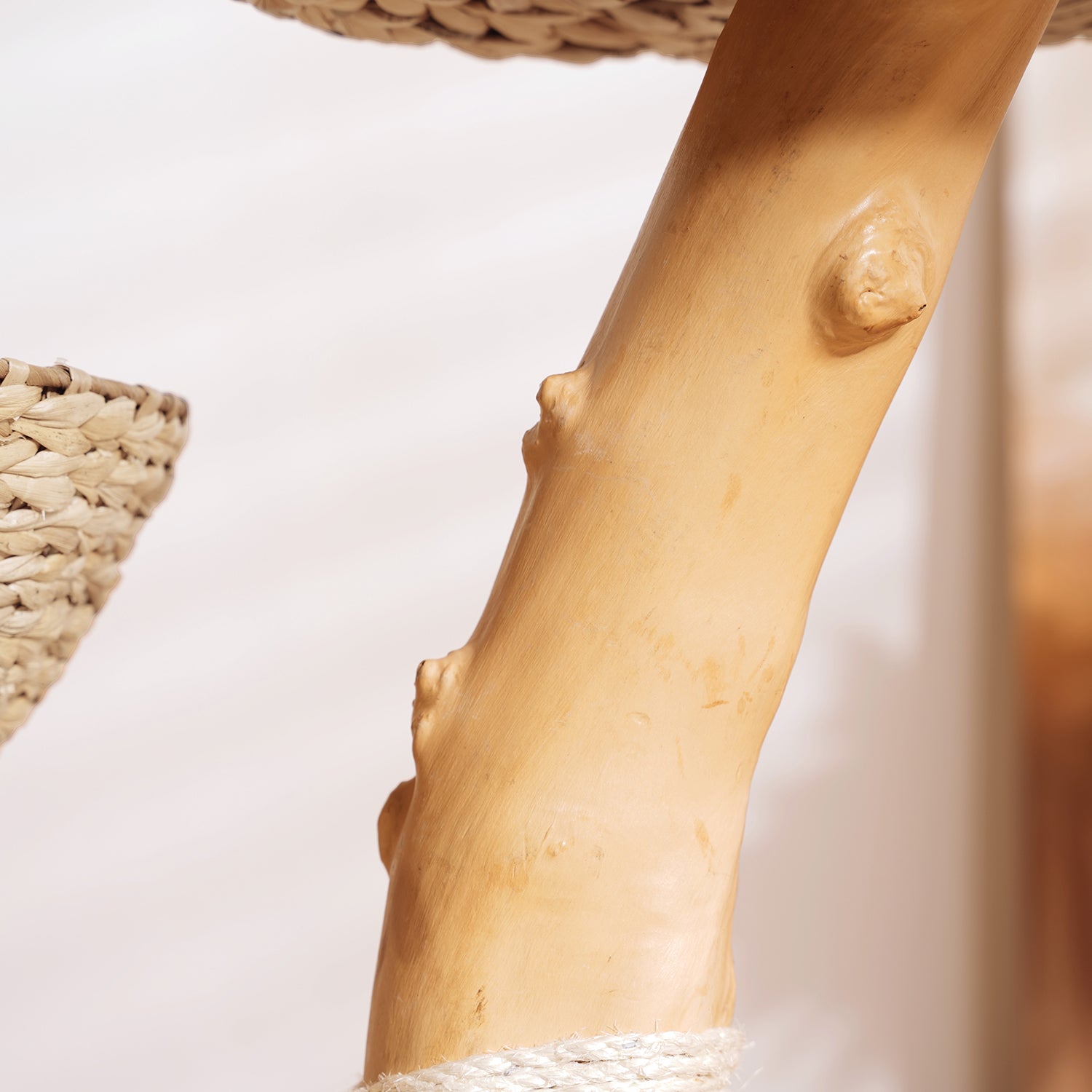 35" Solid Wooden Cattail Woven Cat Tree