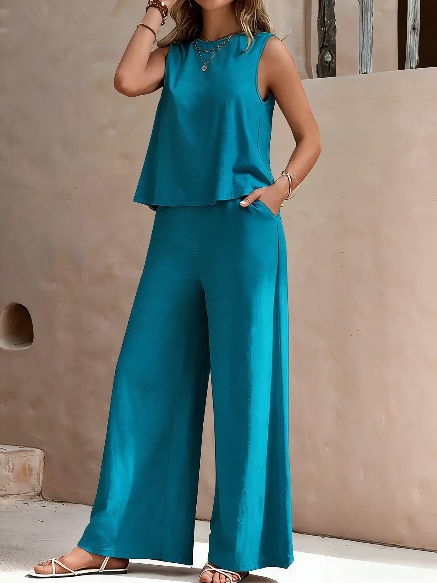 Pocketed Tummy & Hip Hiding Flattering 2-Piece Set