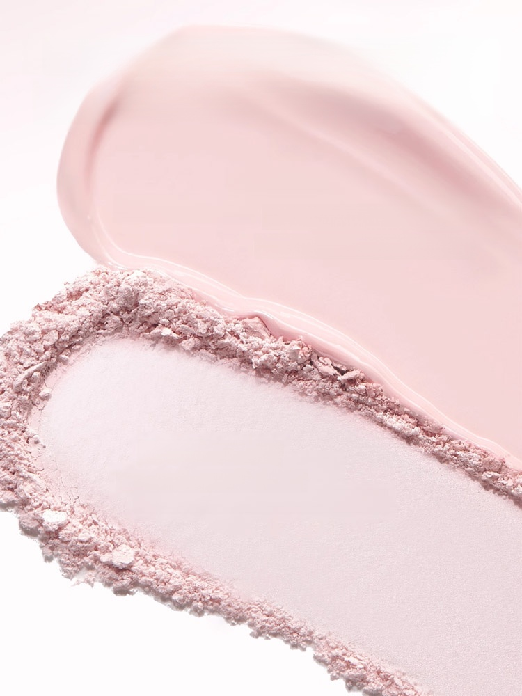 30-Second Dual Highlight Palette for Tear Troughs, Look 10 years younger! Two-tone concealer and highlighter instantly plump up your face and add dimension.