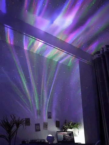 🌌 Embrace the starry sky with your loved ones! 🌟 The latest romantic starry sky lamp can reflect the vast Milky Way 🌠