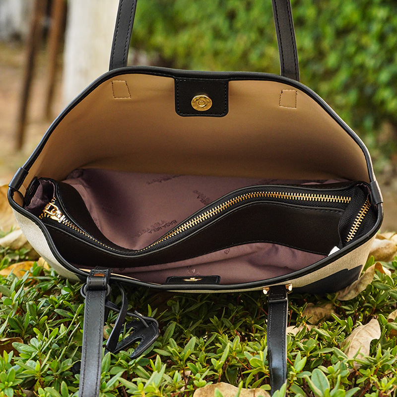 BASA BELA Large Capacity Tote Bag for Women,Cute Abstract Bear Print Shoulder Bag,Lightweight Spacious Handbag for Work, School,Shopping & Daily Use