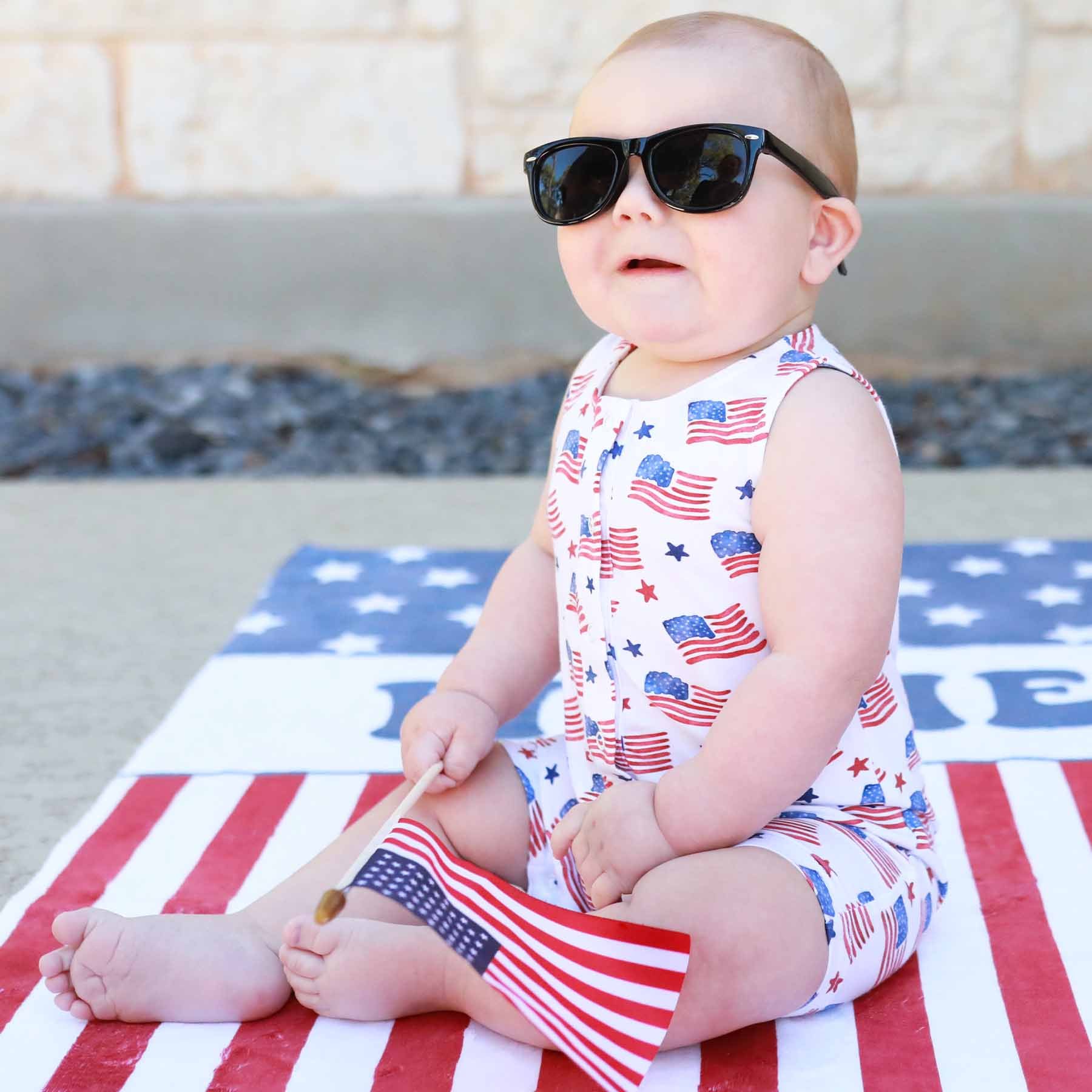 Sleeveless Snap Romper