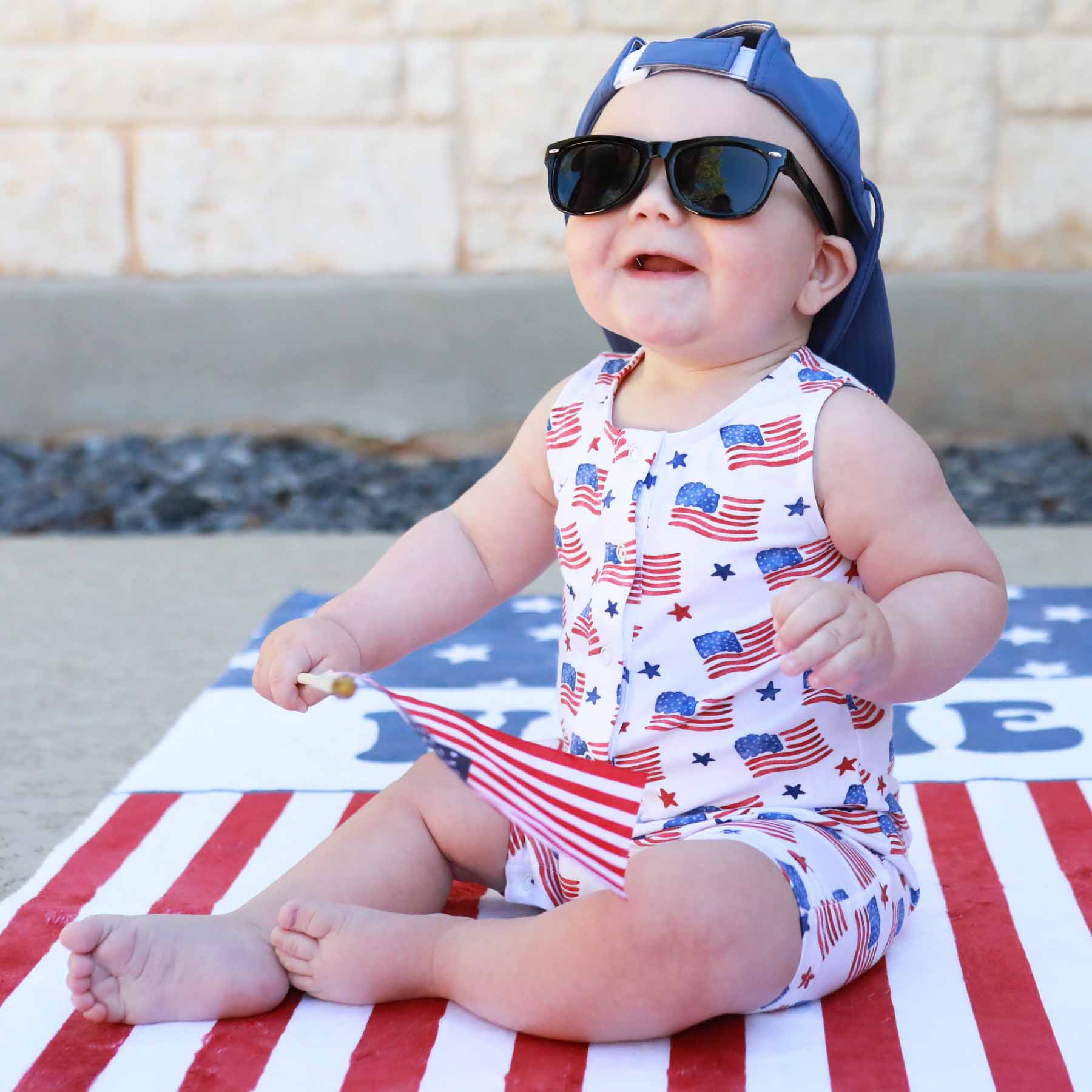 Sleeveless Snap Romper