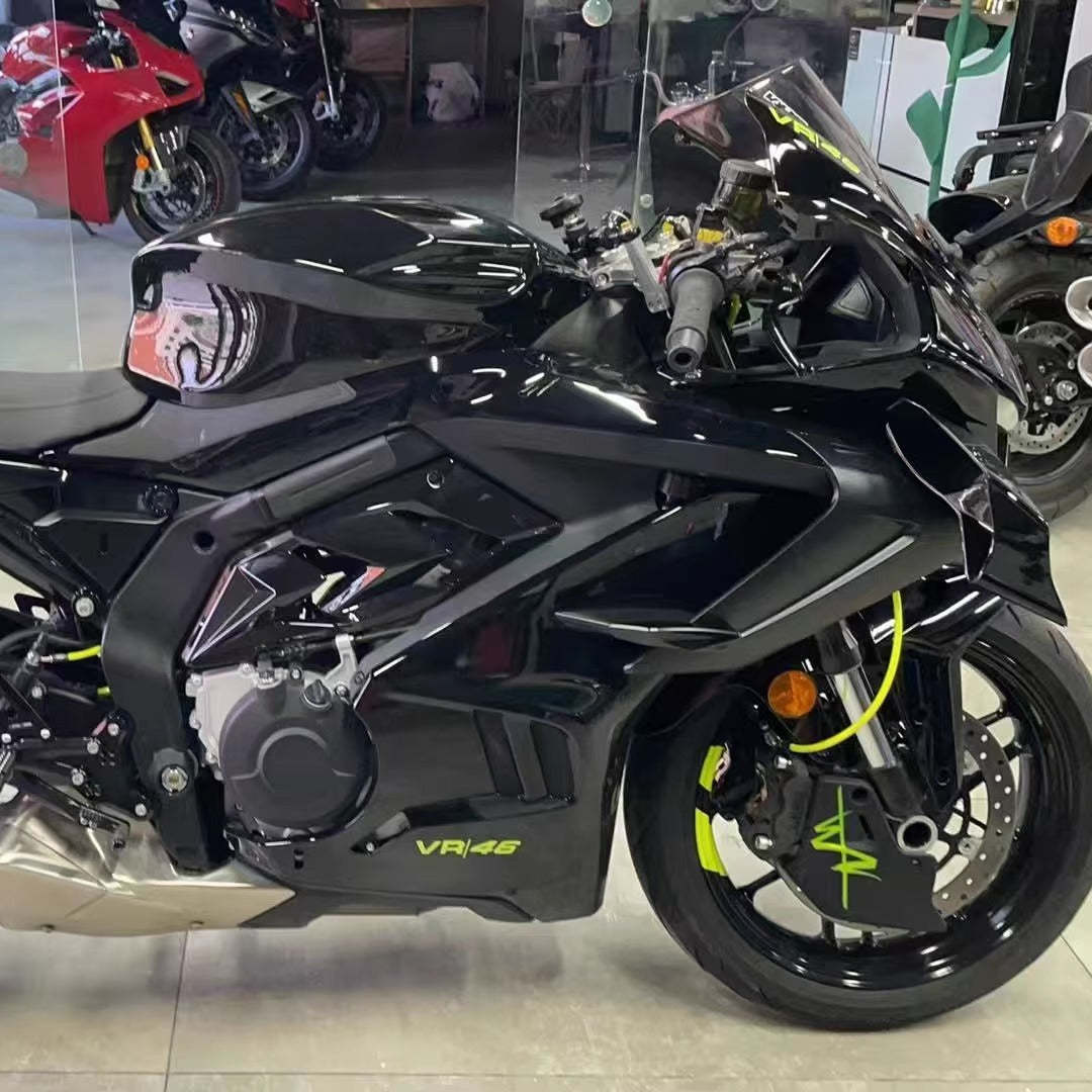 RCR FUEL TANK SHELL CFMOTO 675SR