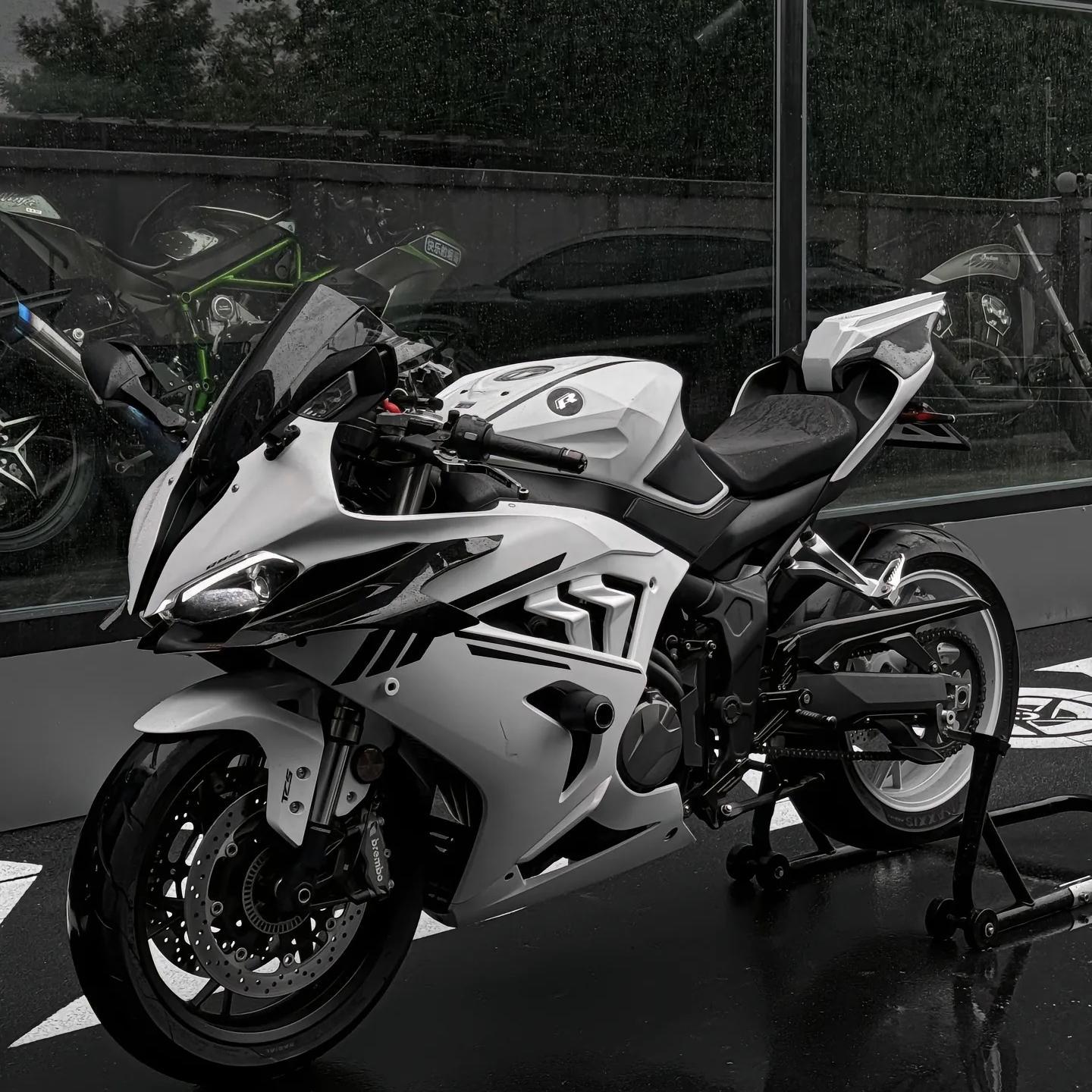 RCR FUEL TANK SHELL QJMOTOR SRK800RR & 600RS