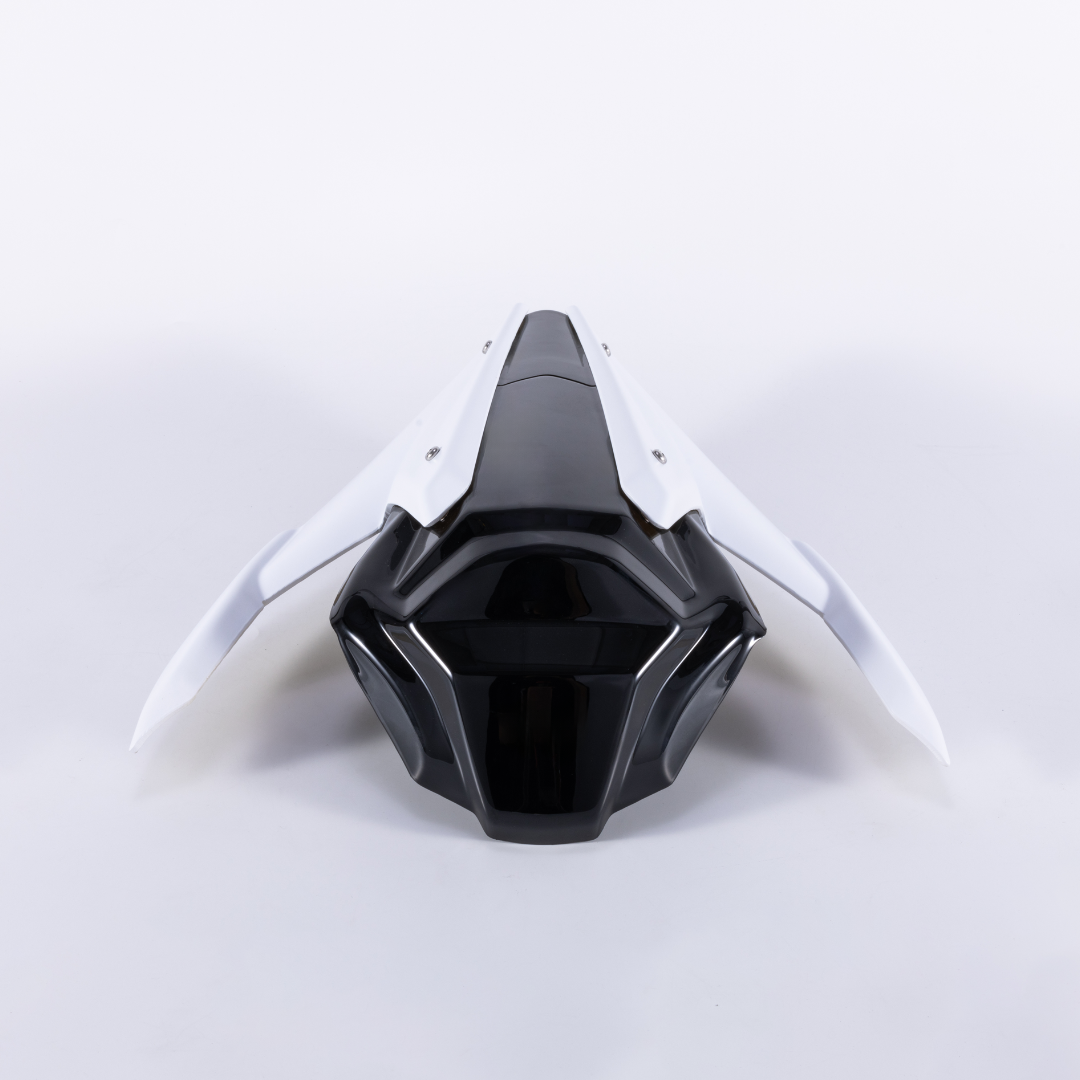 RCR Bright Black Rear Seat For QJMOTOR SRK800RR（Matte White Rear Wing）