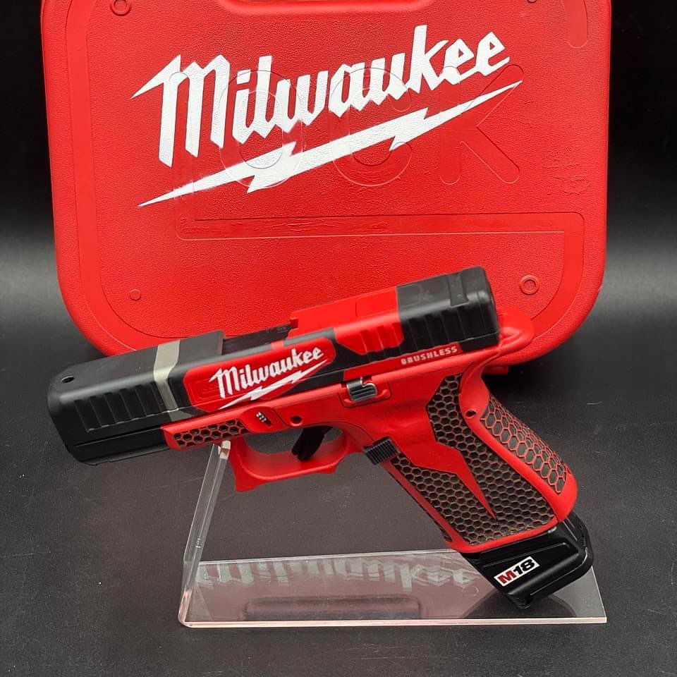 Speciální edice elektrického šroubováku Milwaukee