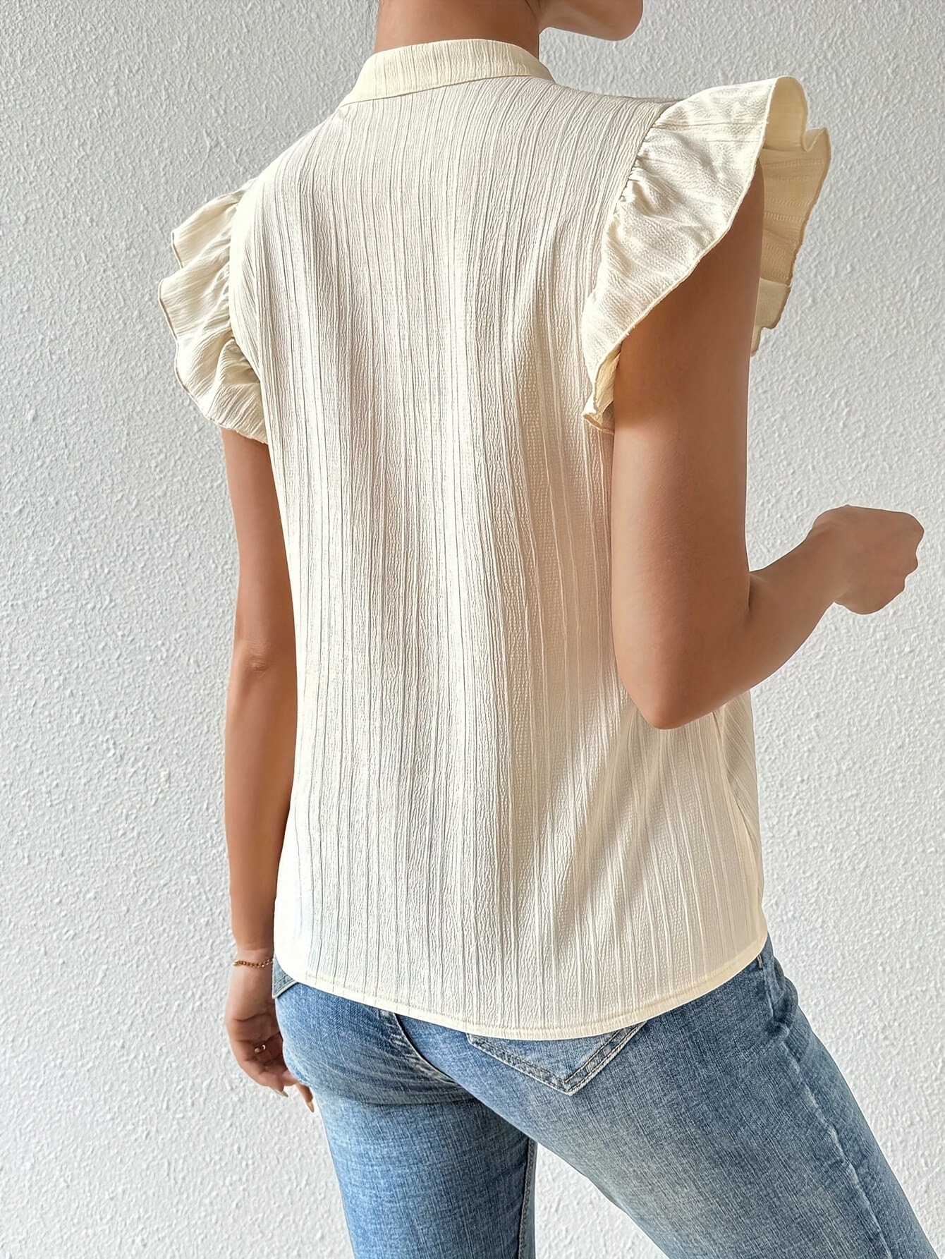 Embroidered Cap Sleeve Notched Blouse