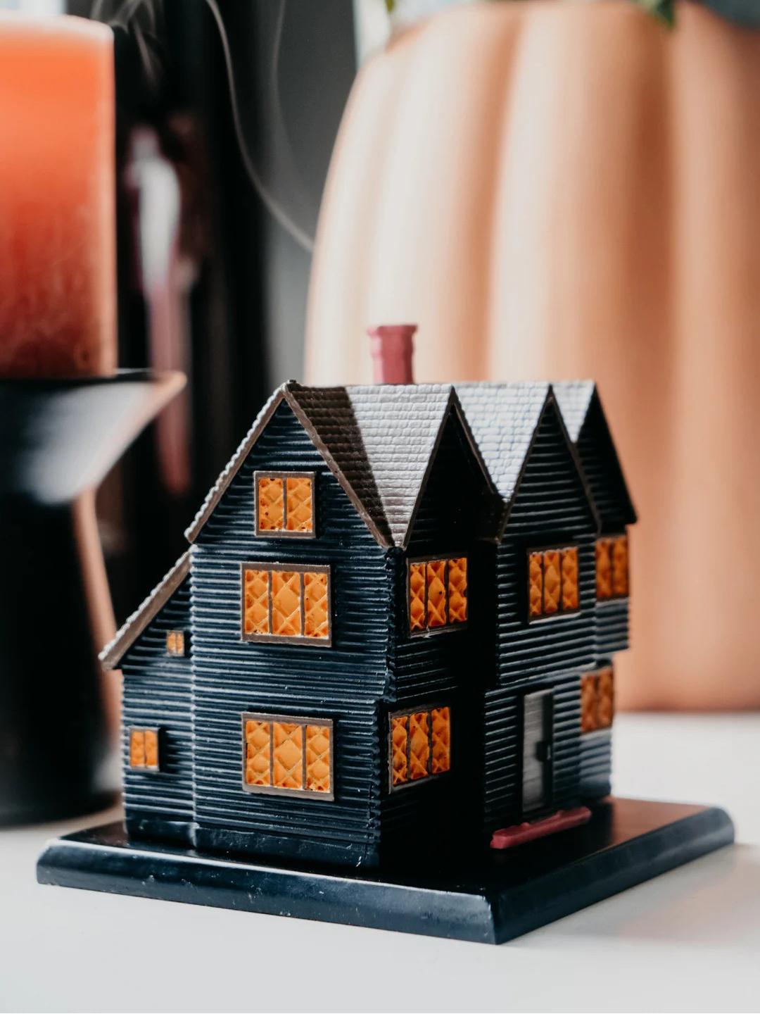 Salem Massachusetts Witch House™ Handmade Halloween Autumn Incense Burner