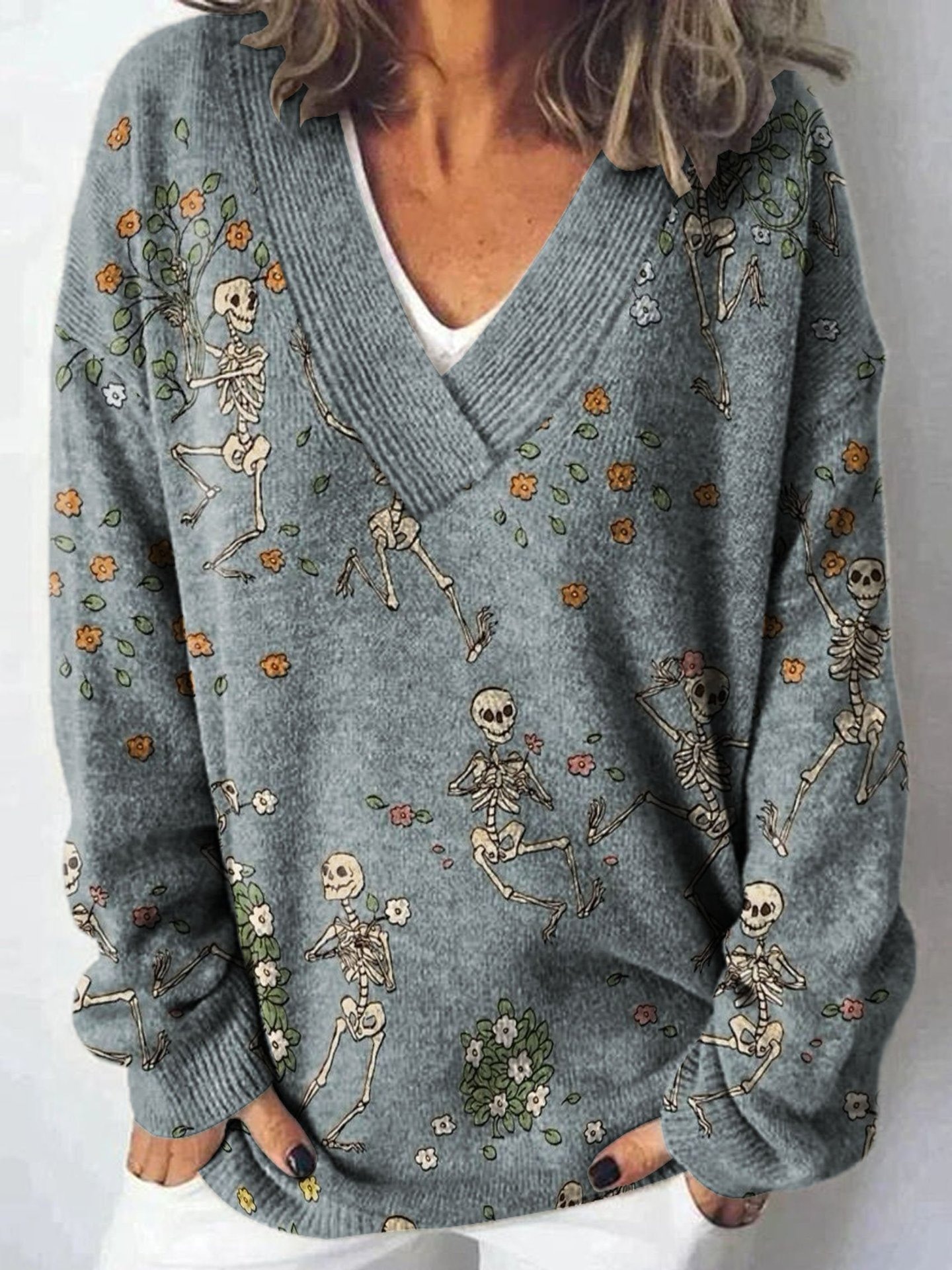 Women's Vintage Art Print Knitted V-Neck Sweater