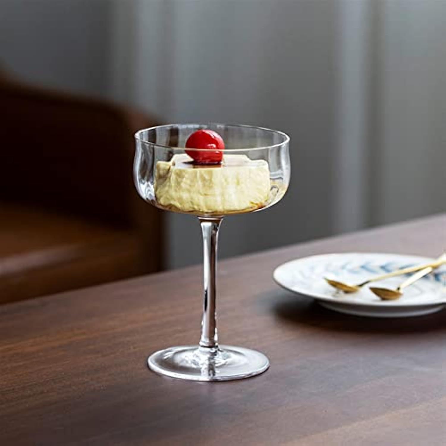 Transparent Tulip Dessert Cup