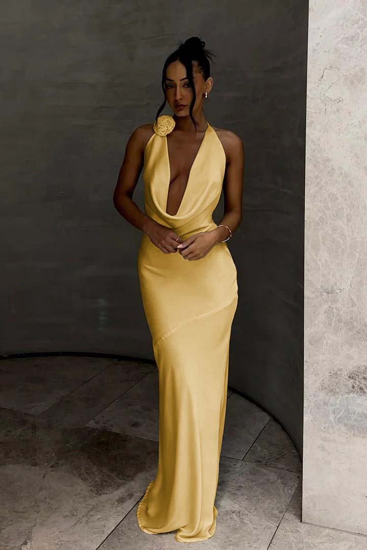 White Halter Sleeveless Mermaid Long Prom Dress With Pleated