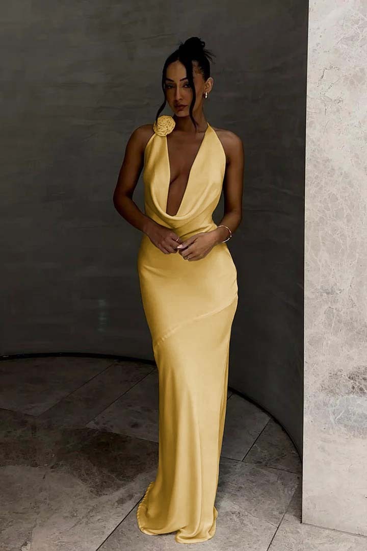 White Halter Sleeveless Mermaid Long Prom Dress With Pleated