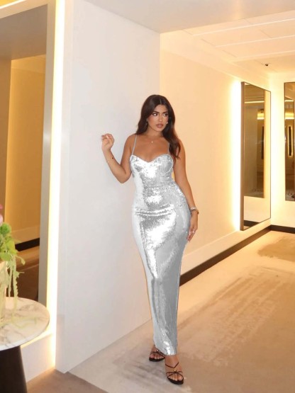 Spaghetti Strap Sleeveless Long Mermaid Prom Dress With Pleated