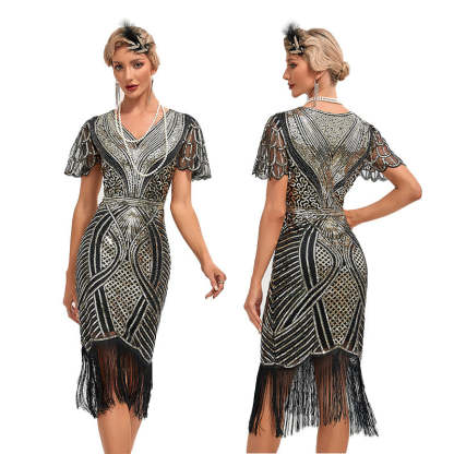 Vintage 1920s Gatsby Dress with V-Neck and Sequins in Sheath Style