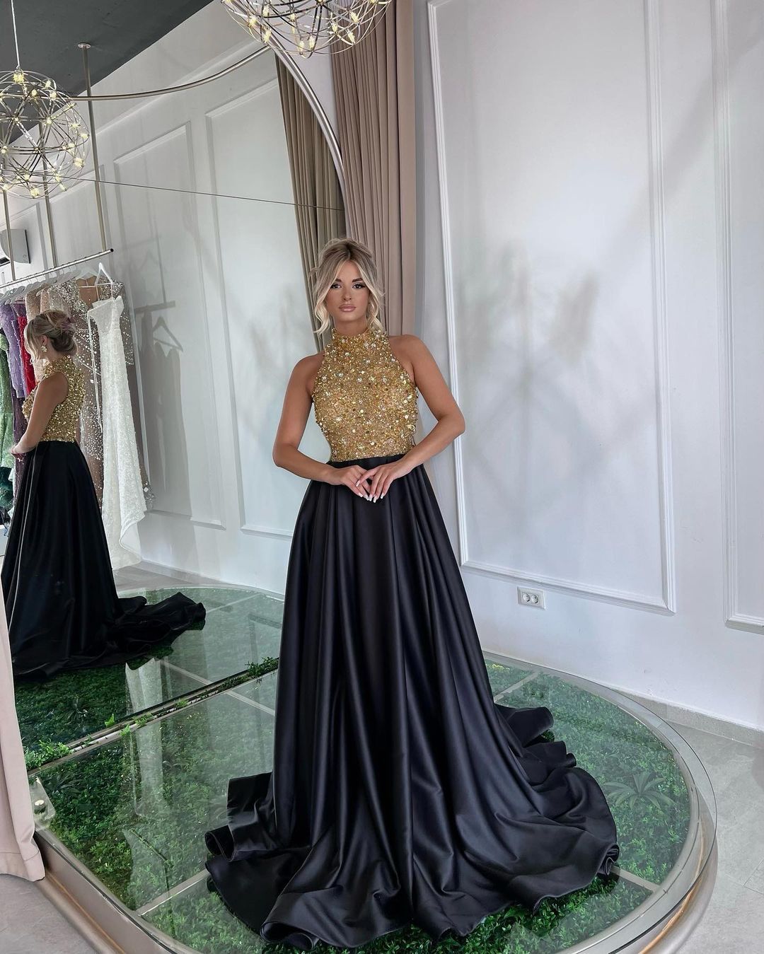 Elegant Sequins Prom Dress Gold Black Long Sleeveless Halter