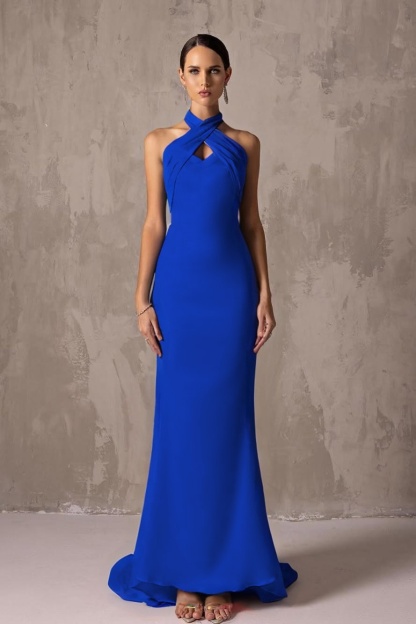 Charming Halter Sleeveless Long Mermaid Prom Dress With Pleated